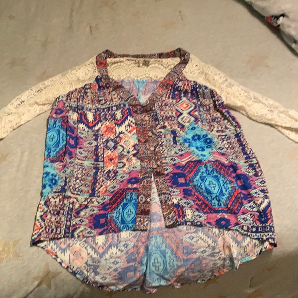 Buckle shirt